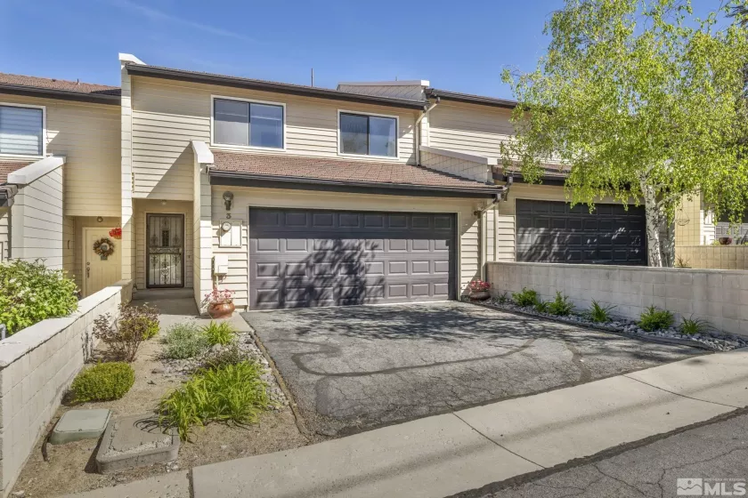 3601 Skyline, Reno, Nevada 89509, 3 Bedrooms Bedrooms, ,3 BathroomsBathrooms,Residential,Residential,Skyline,240005767