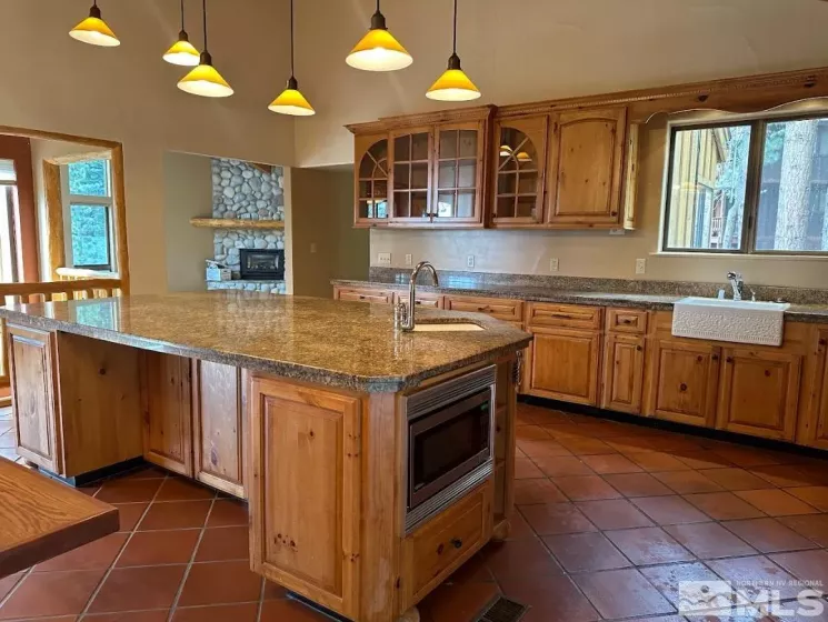 1028 Apollo, Incline Village, Nevada 89451, 5 Bedrooms Bedrooms, ,4 BathroomsBathrooms,Residential,Residential,Apollo,250005277