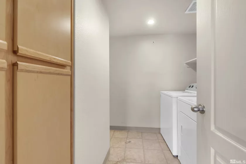 6850 Sharlands, Reno, Nevada 89523, 2 Bedrooms Bedrooms, ,2 BathroomsBathrooms,Residential,Residential,Sharlands,250000069