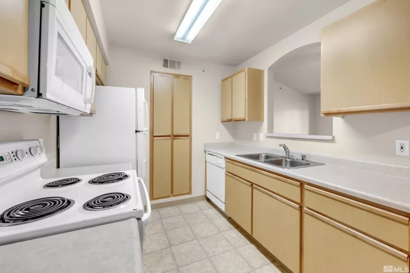 6850 Sharlands, Reno, Nevada 89523, 2 Bedrooms Bedrooms, ,2 BathroomsBathrooms,Residential,Residential,Sharlands,250000069