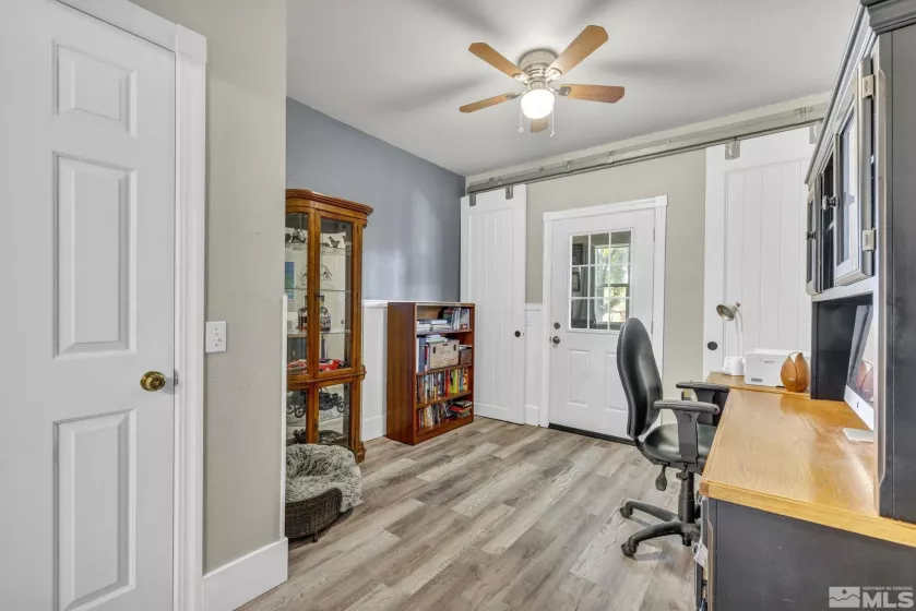 996 Farrier, Gardnerville, Nevada 89410, 6 Bedrooms Bedrooms, ,3 BathroomsBathrooms,Residential,Residential,Farrier,250004043