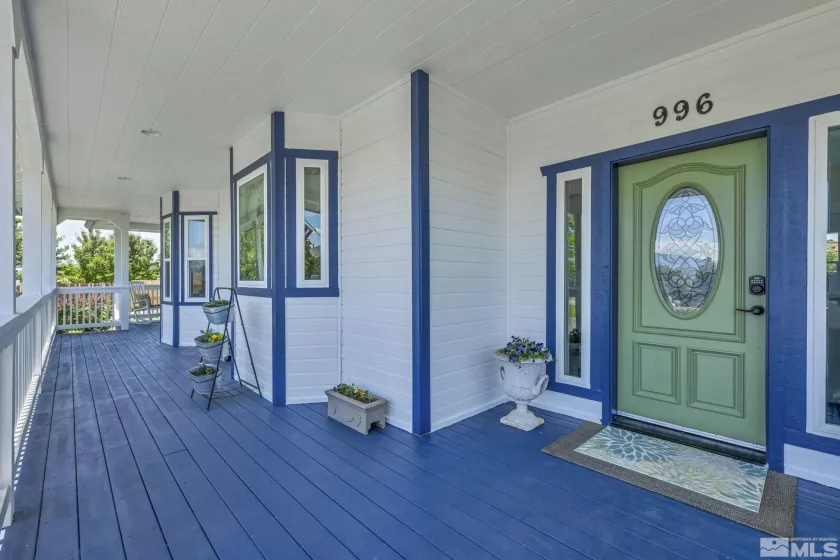 996 Farrier, Gardnerville, Nevada 89410, 6 Bedrooms Bedrooms, ,3 BathroomsBathrooms,Residential,Residential,Farrier,250004043