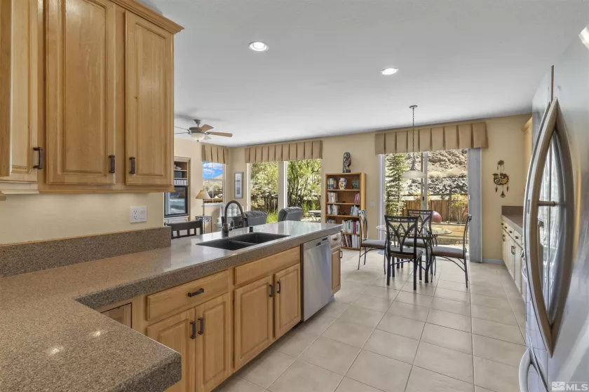 5680 Falcon Ridge, Sparks, Nevada 89436, 4 Bedrooms Bedrooms, ,4 BathroomsBathrooms,Residential,Residential,Falcon Ridge,250002465