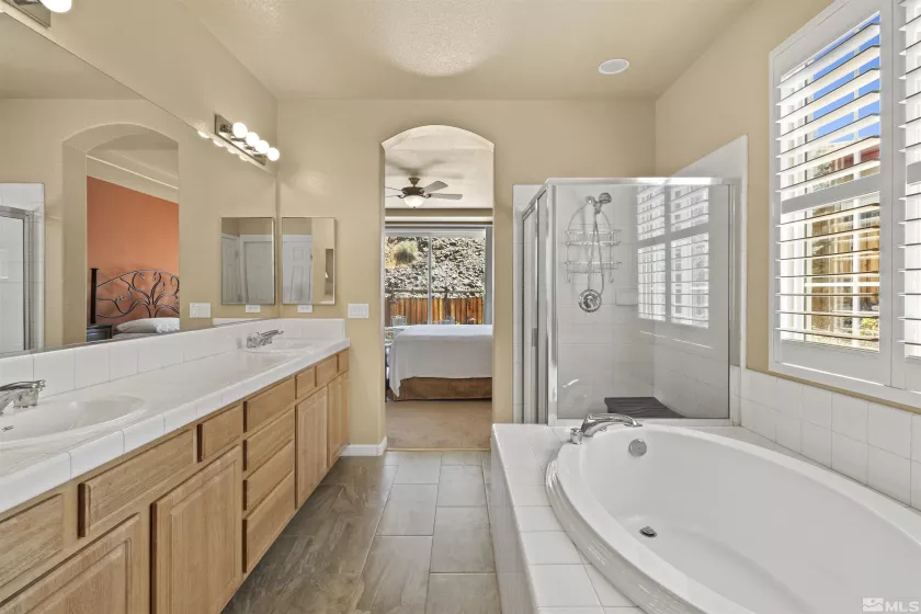 5680 Falcon Ridge, Sparks, Nevada 89436, 4 Bedrooms Bedrooms, ,4 BathroomsBathrooms,Residential,Residential,Falcon Ridge,250002465