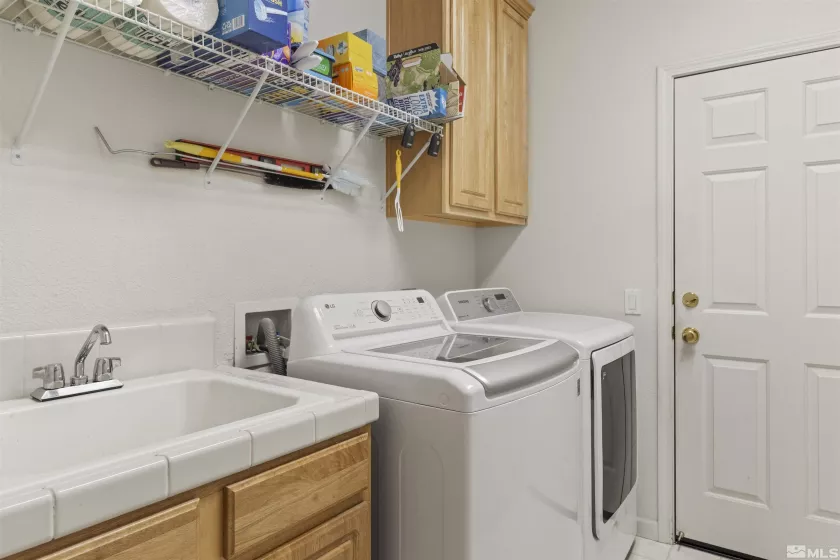 5680 Falcon Ridge, Sparks, Nevada 89436, 4 Bedrooms Bedrooms, ,4 BathroomsBathrooms,Residential,Residential,Falcon Ridge,250002465