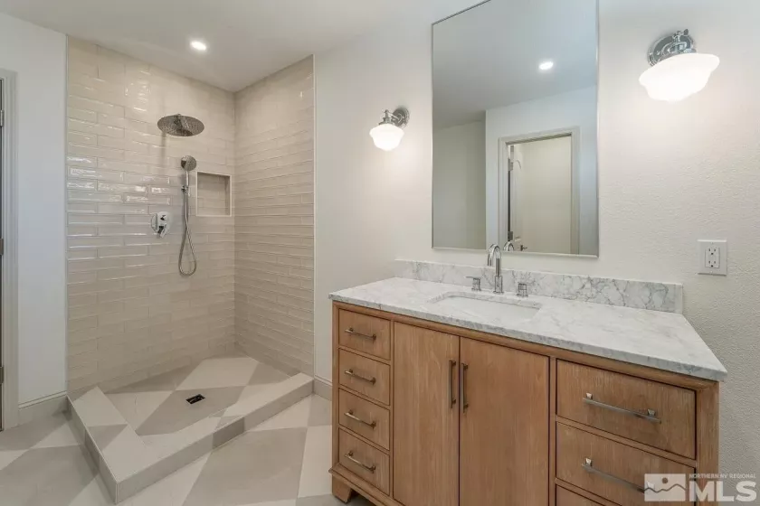 2495 Skyline, Reno, Nevada 89509, 4 Bedrooms Bedrooms, ,3 BathroomsBathrooms,Residential,Residential,Skyline,250004079