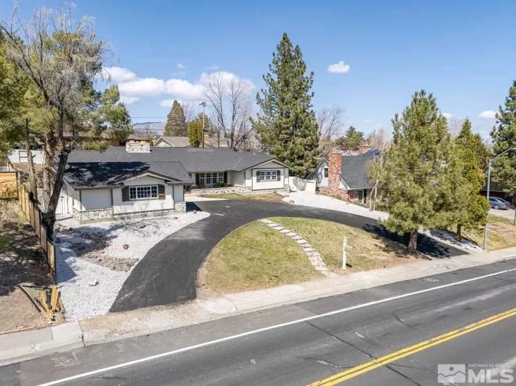 2495 Skyline, Reno, Nevada 89509, 4 Bedrooms Bedrooms, ,3 BathroomsBathrooms,Residential,Residential,Skyline,250004079