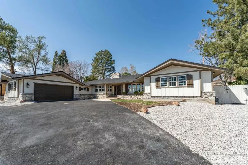 2495 Skyline, Reno, Nevada 89509, 4 Bedrooms Bedrooms, ,3 BathroomsBathrooms,Residential,Residential,Skyline,250004079