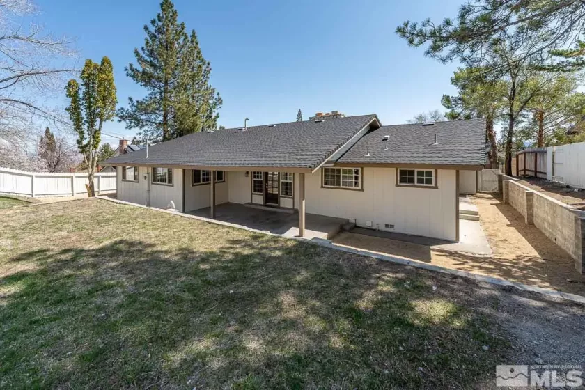 2495 Skyline, Reno, Nevada 89509, 4 Bedrooms Bedrooms, ,3 BathroomsBathrooms,Residential,Residential,Skyline,250004079