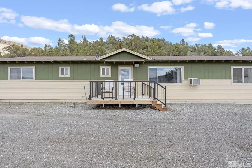111 Highway 395, Gardnerville, Nevada 89410, 3 Bedrooms Bedrooms, ,2 BathroomsBathrooms,Residential,Residential,Highway 395,240011802