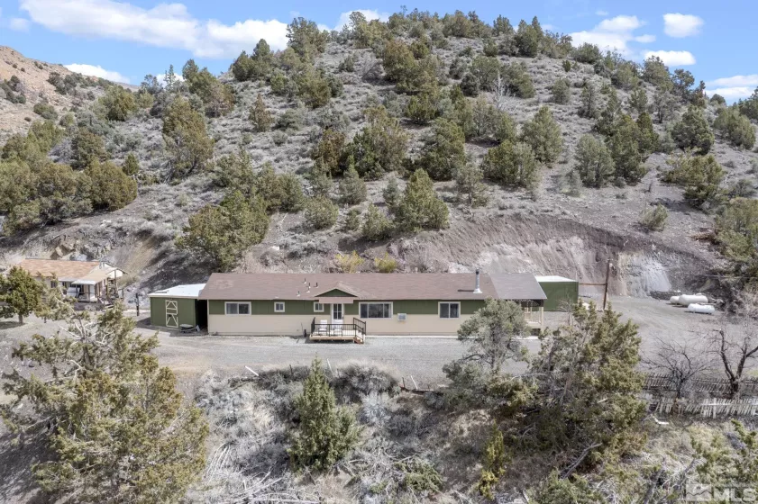 111 Highway 395, Gardnerville, Nevada 89410, 3 Bedrooms Bedrooms, ,2 BathroomsBathrooms,Residential,Residential,Highway 395,240011802