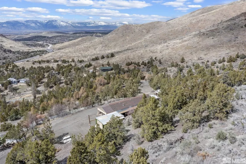 111 Highway 395, Gardnerville, Nevada 89410, 3 Bedrooms Bedrooms, ,2 BathroomsBathrooms,Residential,Residential,Highway 395,240011802