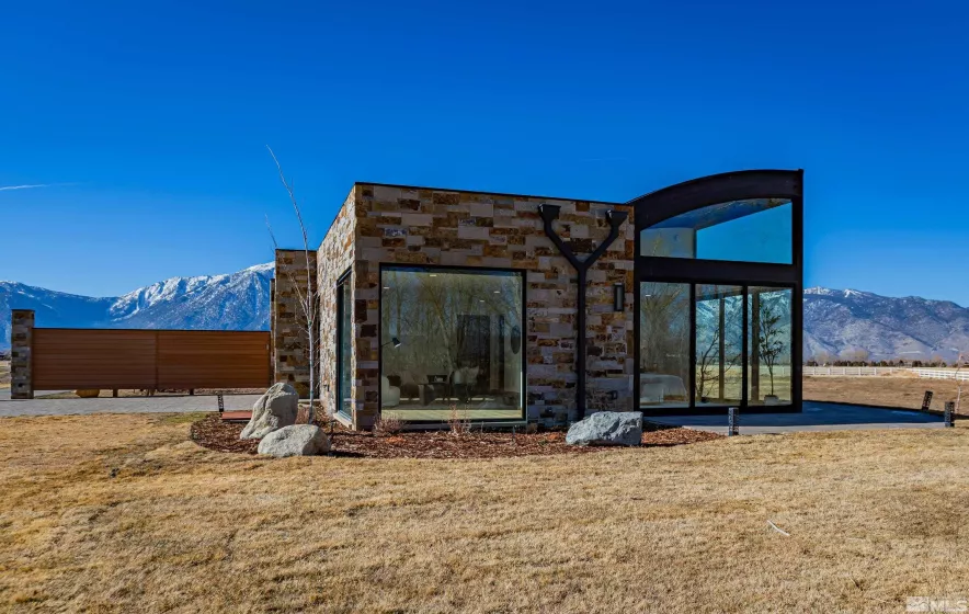 557 Wyatt, Gardnerville, Nevada 89460, 5 Bedrooms Bedrooms, ,7 BathroomsBathrooms,Residential,Residential,Wyatt,250001268