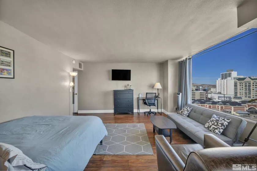 280 Island, Reno, Nevada 89501, 1 Bedroom Bedrooms, ,2 BathroomsBathrooms,Residential,Residential,Island,250000697