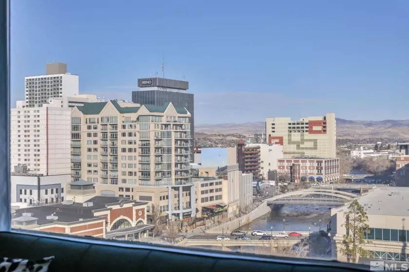 280 Island, Reno, Nevada 89501, 1 Bedroom Bedrooms, ,2 BathroomsBathrooms,Residential,Residential,Island,250000697