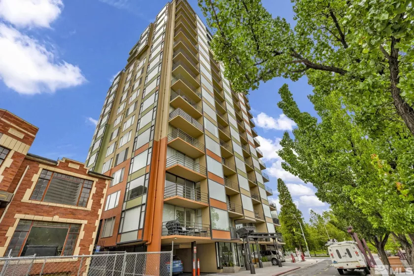 280 Island, Reno, Nevada 89501, 1 Bedroom Bedrooms, ,2 BathroomsBathrooms,Residential,Residential,Island,250000697