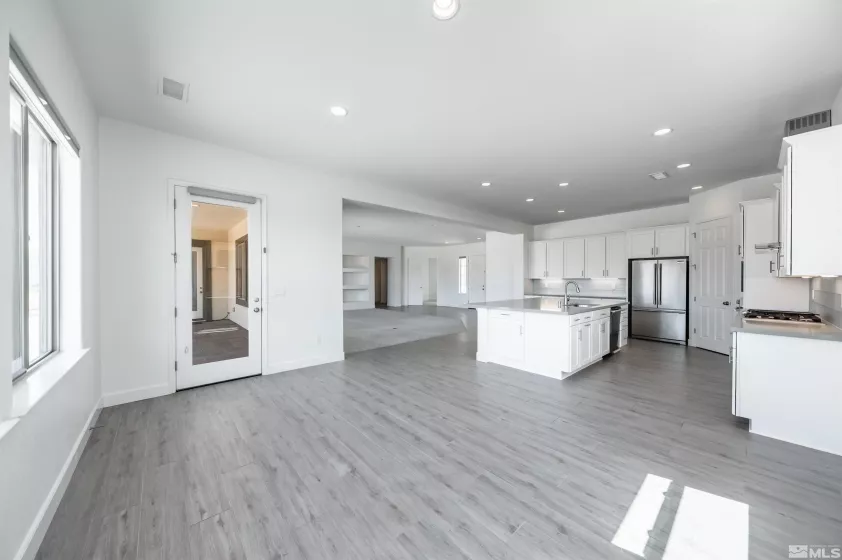 11691 Hacienda Ridge, Sparks, Nevada 89441, 4 Bedrooms Bedrooms, ,3 BathroomsBathrooms,Residential,Residential,Hacienda Ridge,250004699