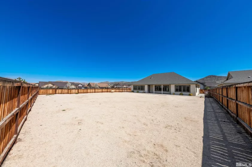 11691 Hacienda Ridge, Sparks, Nevada 89441, 4 Bedrooms Bedrooms, ,3 BathroomsBathrooms,Residential,Residential,Hacienda Ridge,250004699