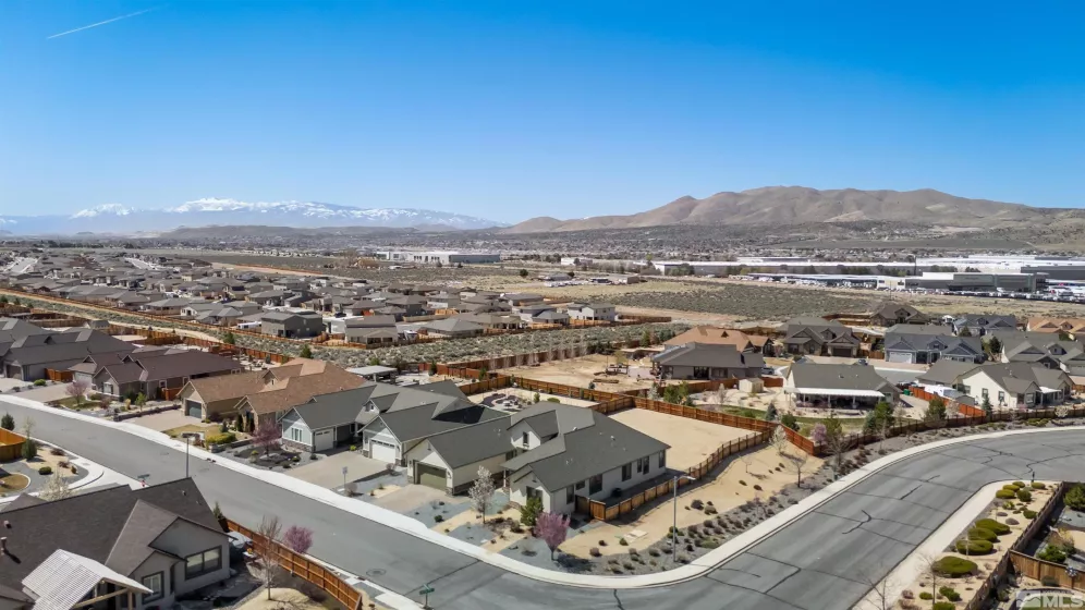 11691 Hacienda Ridge, Sparks, Nevada 89441, 4 Bedrooms Bedrooms, ,3 BathroomsBathrooms,Residential,Residential,Hacienda Ridge,250004699