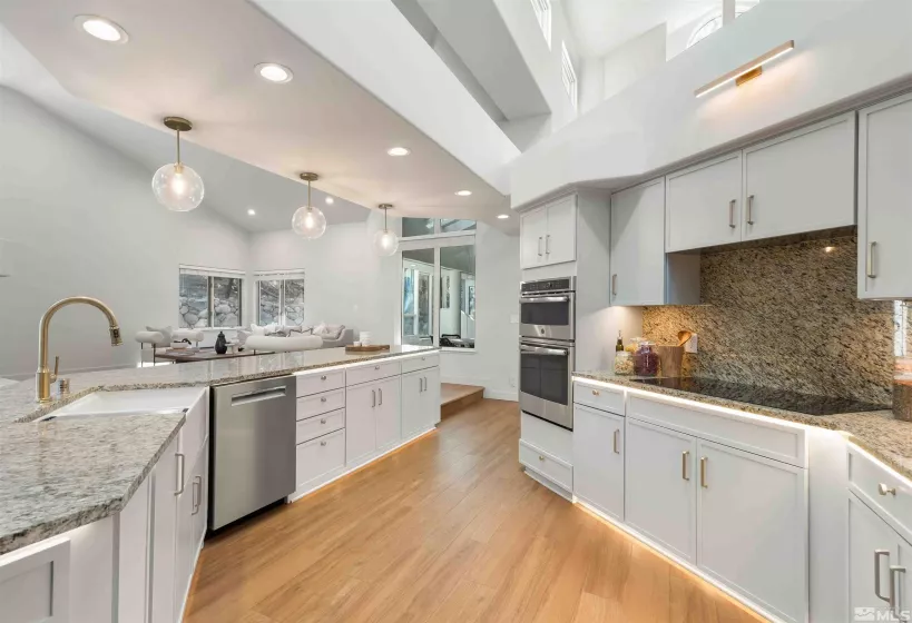 4292 Caughlin, Reno, Nevada 89519, 4 Bedrooms Bedrooms, ,4 BathroomsBathrooms,Residential,Residential,Caughlin,250003095