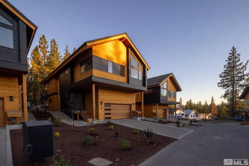 129 Sierra Colina, Stateline, Nevada 89449, 3 Bedrooms Bedrooms, ,3 BathroomsBathrooms,Residential,Residential,Sierra Colina,250002182