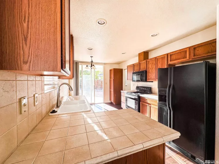 1883 Cambridge Hills, Reno, Nevada 89523, 4 Bedrooms Bedrooms, ,3 BathroomsBathrooms,Residential,Residential,Cambridge Hills,250005935