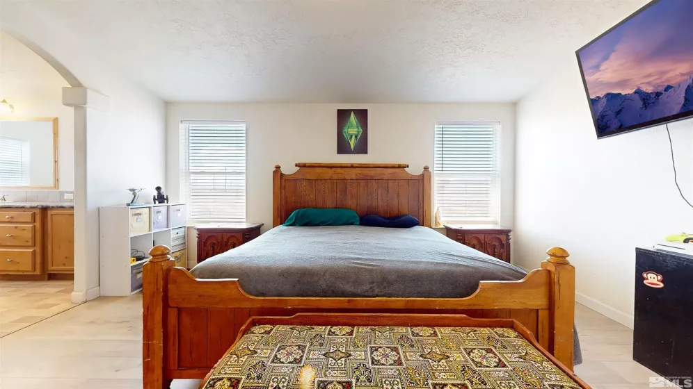 4560 Crosswind, Winnemucca, Nevada 89445, 5 Bedrooms Bedrooms, ,3 BathroomsBathrooms,Residential,Residential,Crosswind,250006002