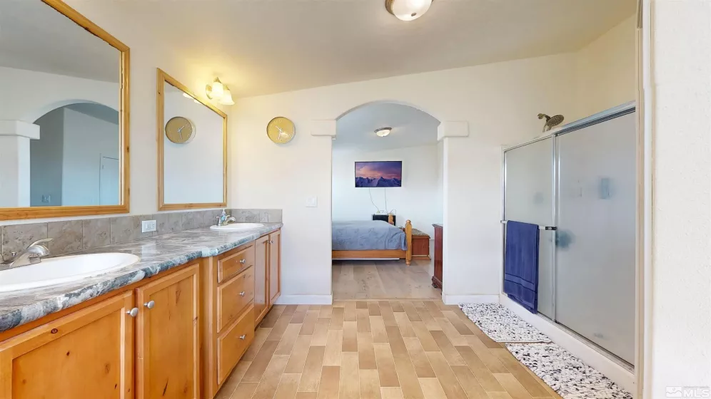 4560 Crosswind, Winnemucca, Nevada 89445, 5 Bedrooms Bedrooms, ,3 BathroomsBathrooms,Residential,Residential,Crosswind,250006002