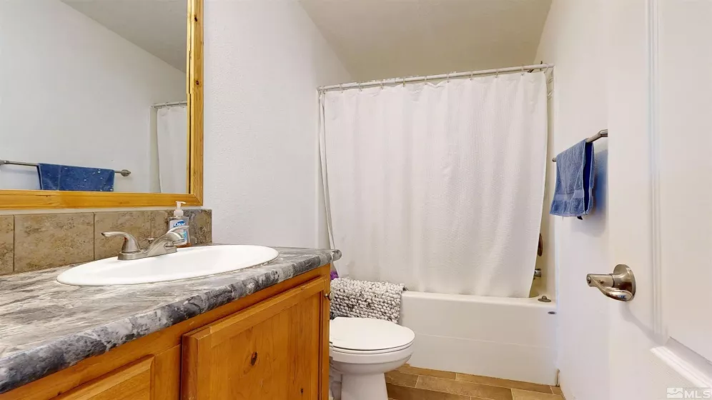 4560 Crosswind, Winnemucca, Nevada 89445, 5 Bedrooms Bedrooms, ,3 BathroomsBathrooms,Residential,Residential,Crosswind,250006002