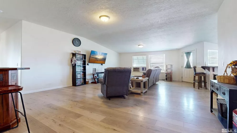 4560 Crosswind, Winnemucca, Nevada 89445, 5 Bedrooms Bedrooms, ,3 BathroomsBathrooms,Residential,Residential,Crosswind,250006002