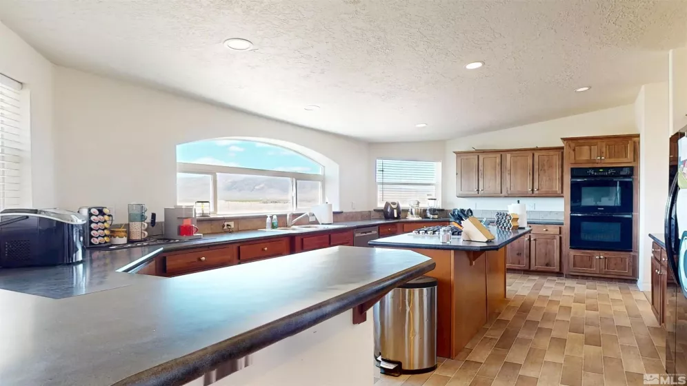 4560 Crosswind, Winnemucca, Nevada 89445, 5 Bedrooms Bedrooms, ,3 BathroomsBathrooms,Residential,Residential,Crosswind,250006002