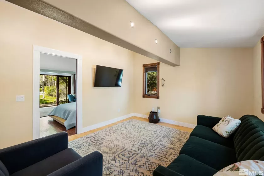 1550 Mount Rose, Reno, Nevada 89509, 1 Bedroom Bedrooms, ,1 BathroomBathrooms,Residential,Residential,Mount Rose,250006005