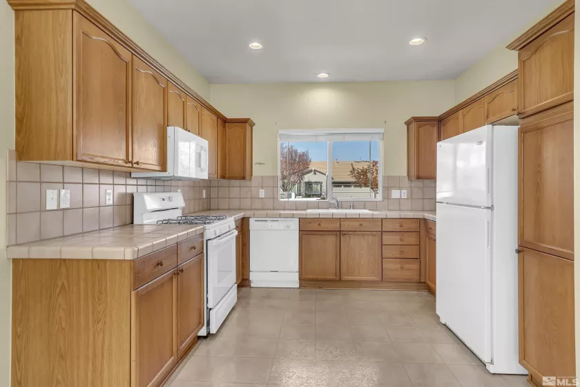 1820 Jamboree, Reno, Nevada 89521, 3 Bedrooms Bedrooms, ,2 BathroomsBathrooms,Residential,Residential,Jamboree,250006007