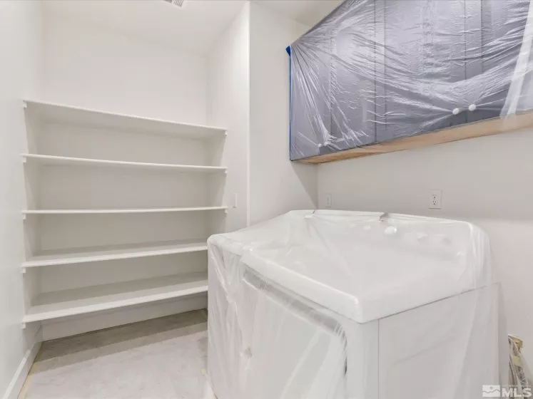6813 Rivaldo, Sparks, Nevada 89436, 3 Bedrooms Bedrooms, ,3 BathroomsBathrooms,Residential,Residential,Rivaldo,250006010