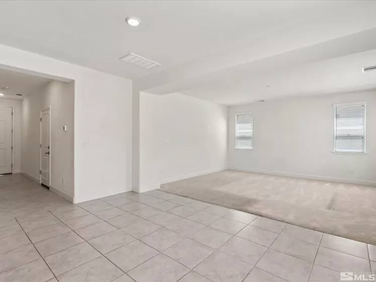 6813 Rivaldo, Sparks, Nevada 89436, 3 Bedrooms Bedrooms, ,3 BathroomsBathrooms,Residential,Residential,Rivaldo,250006010