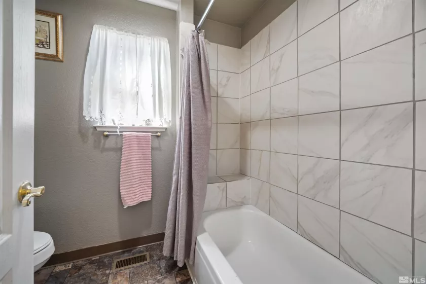 1702 Johns, Fernley, Nevada 89408, 3 Bedrooms Bedrooms, ,2 BathroomsBathrooms,Residential,Residential,Johns,250006013
