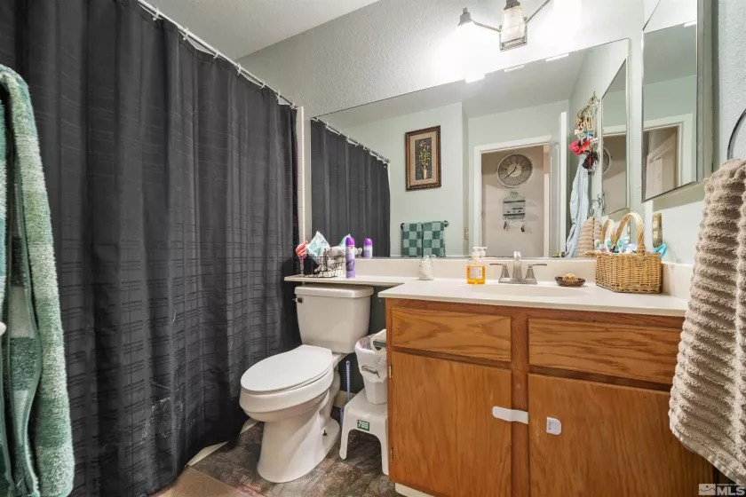1702 Johns, Fernley, Nevada 89408, 3 Bedrooms Bedrooms, ,2 BathroomsBathrooms,Residential,Residential,Johns,250006013