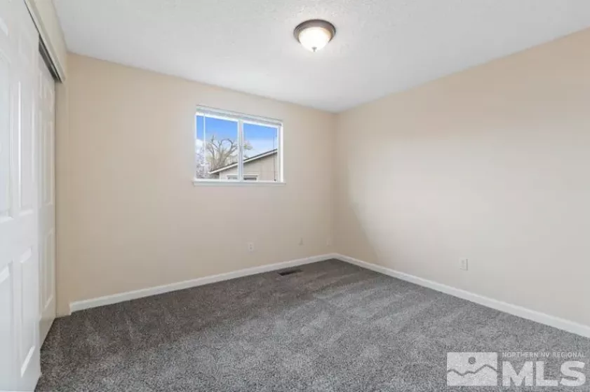 68 Zircon, Reno, Nevada 89521, 3 Bedrooms Bedrooms, ,2 BathroomsBathrooms,Residential,Residential,Zircon,250004689