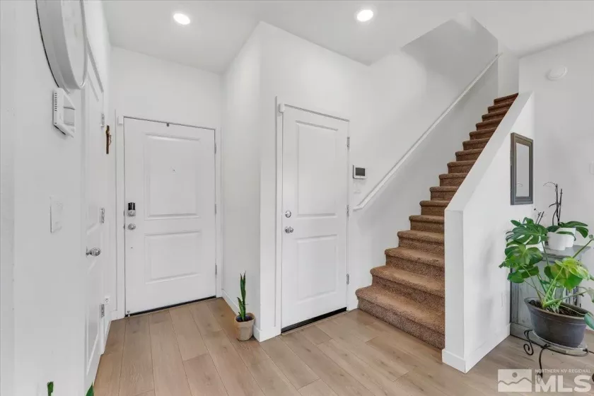 8838 Wolf Moon, Reno, Nevada 89506, 4 Bedrooms Bedrooms, ,3 BathroomsBathrooms,Residential,Residential,Wolf Moon,250006014