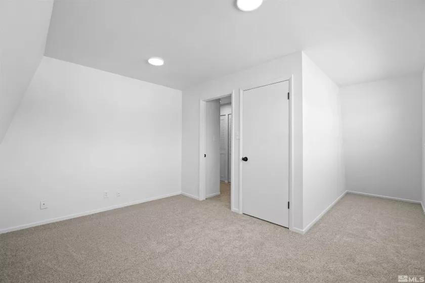 410 Madden, Yerington, Nevada 89447, 3 Bedrooms Bedrooms, ,2 BathroomsBathrooms,Residential,Residential,Madden,250006015