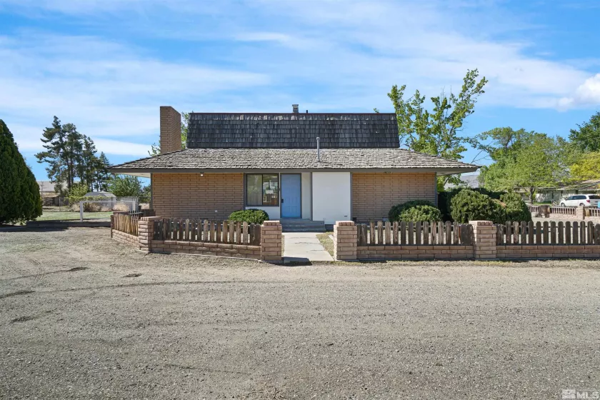 410 Madden, Yerington, Nevada 89447, 3 Bedrooms Bedrooms, ,2 BathroomsBathrooms,Residential,Residential,Madden,250006015