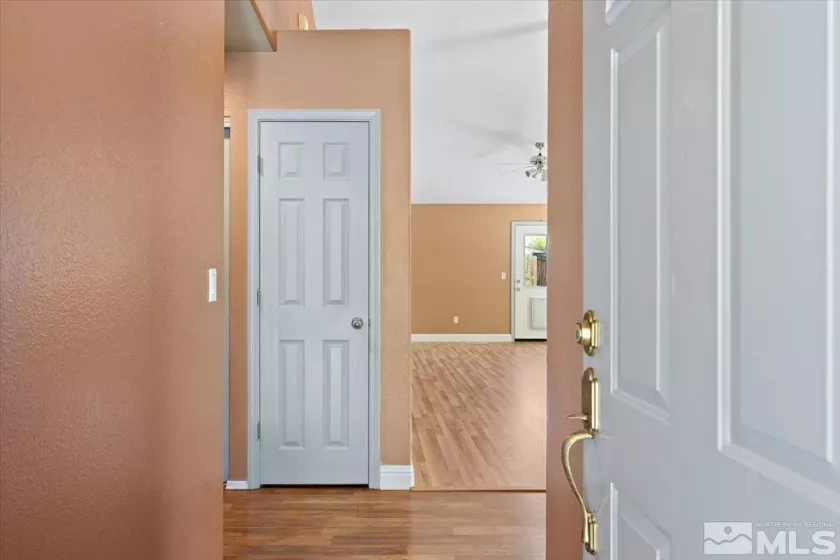 68 Rook, Sparks, Nevada 89441, 3 Bedrooms Bedrooms, ,2 BathroomsBathrooms,Residential,Residential,Rook,250006038