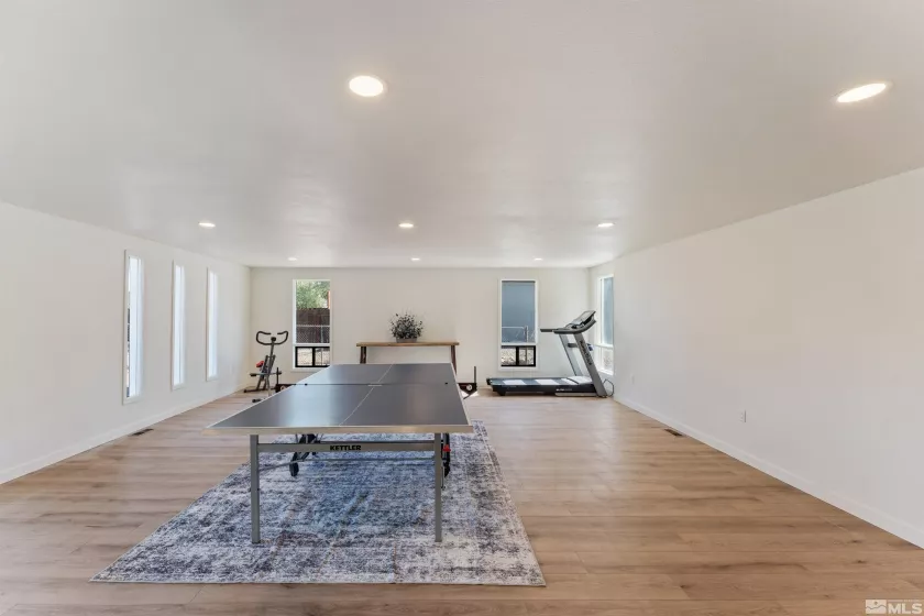 957 Arrowhead, Gardnerville, Nevada 89460, 5 Bedrooms Bedrooms, ,3 BathroomsBathrooms,Residential,Residential,Arrowhead,250006032