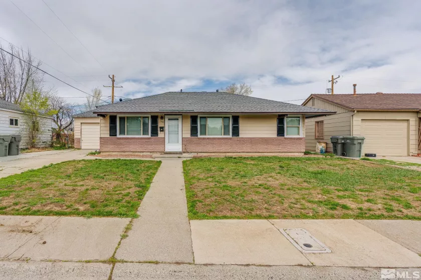 706 L, Sparks, Nevada 89431, 3 Bedrooms Bedrooms, ,1 BathroomBathrooms,Residential,Residential,L,250004838