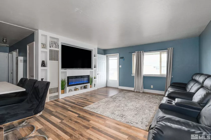 706 L, Sparks, Nevada 89431, 3 Bedrooms Bedrooms, ,1 BathroomBathrooms,Residential,Residential,L,250004838