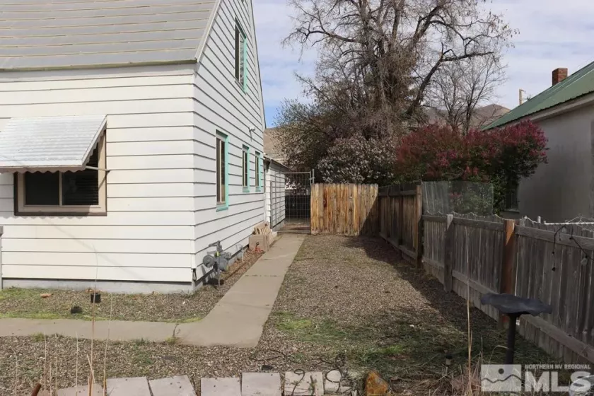 136 First, Winnemucca, Nevada 89445, 3 Bedrooms Bedrooms, ,2 BathroomsBathrooms,Residential,Residential,First,250004620
