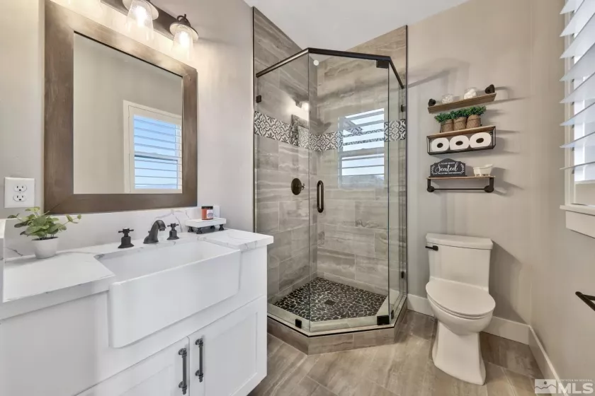 1409 Hunters Point, Gardnerville, Nevada 89410, 5 Bedrooms Bedrooms, ,5 BathroomsBathrooms,Residential,Residential,Hunters Point,240013037