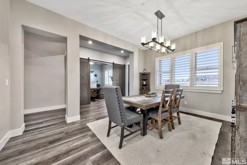 1409 Hunters Point, Gardnerville, Nevada 89410, 5 Bedrooms Bedrooms, ,5 BathroomsBathrooms,Residential,Residential,Hunters Point,240013037
