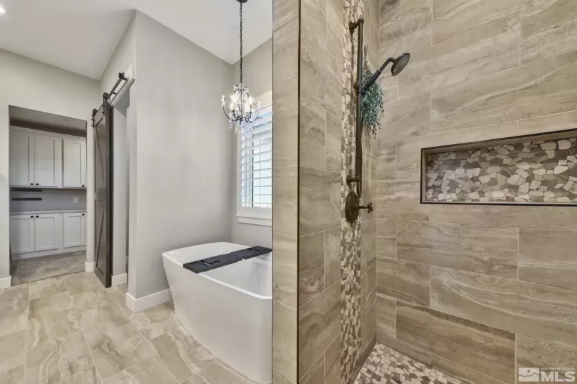 1409 Hunters Point, Gardnerville, Nevada 89410, 5 Bedrooms Bedrooms, ,5 BathroomsBathrooms,Residential,Residential,Hunters Point,240013037