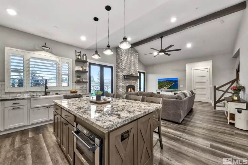 1409 Hunters Point, Gardnerville, Nevada 89410, 5 Bedrooms Bedrooms, ,5 BathroomsBathrooms,Residential,Residential,Hunters Point,240013037